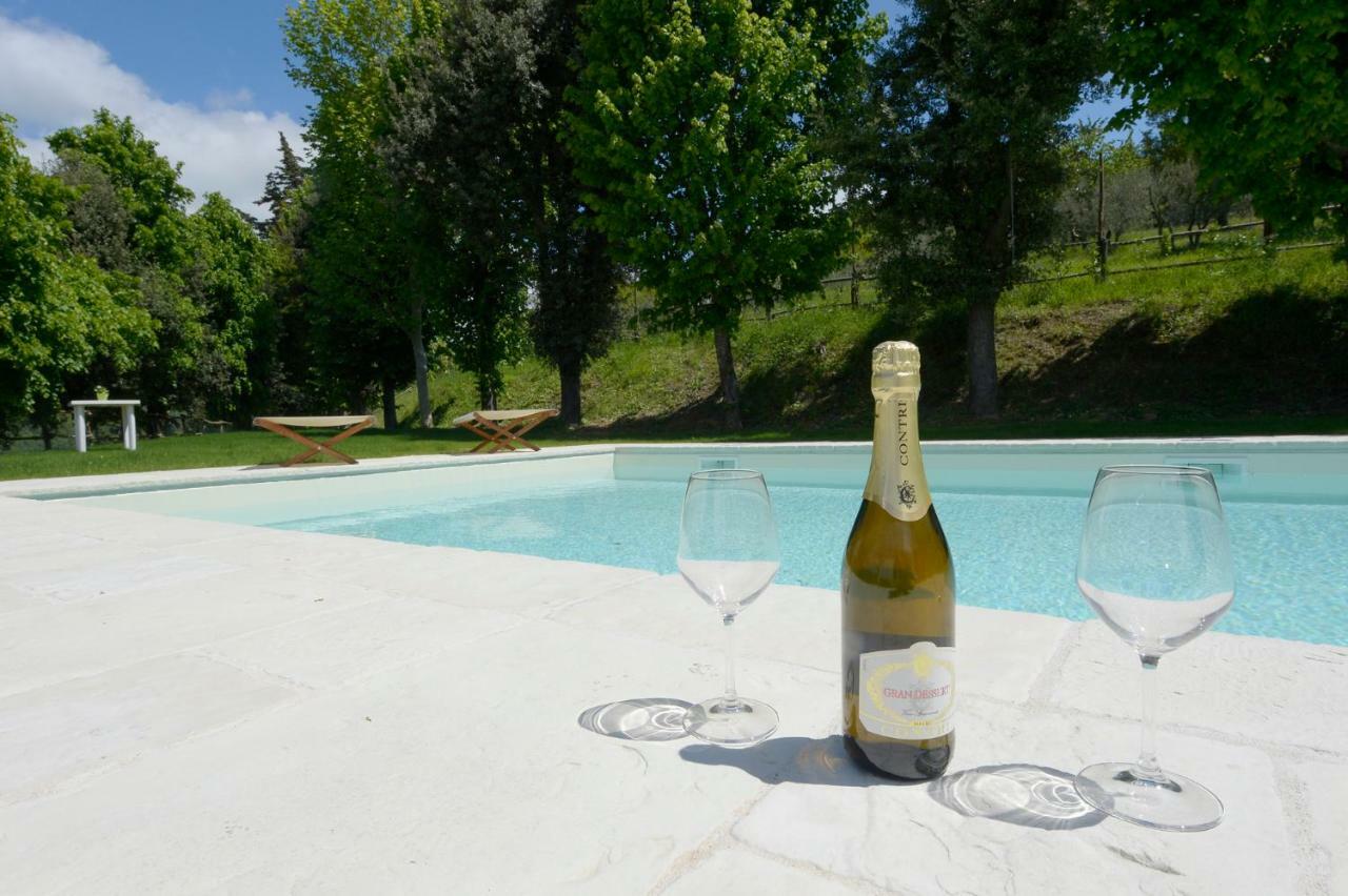 Casa Vacanze Podere Ugolini ロンタ エクステリア 写真