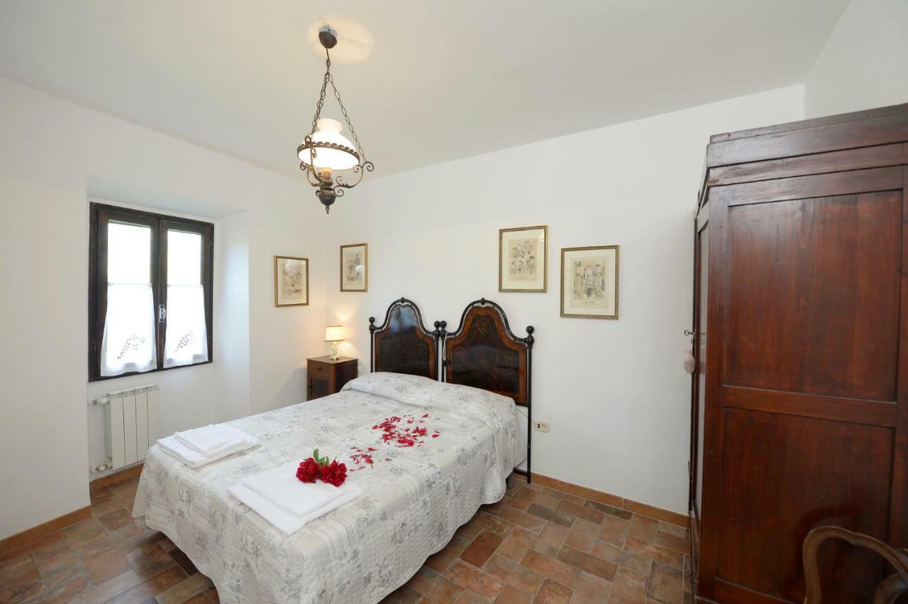 Casa Vacanze Podere Ugolini ロンタ エクステリア 写真